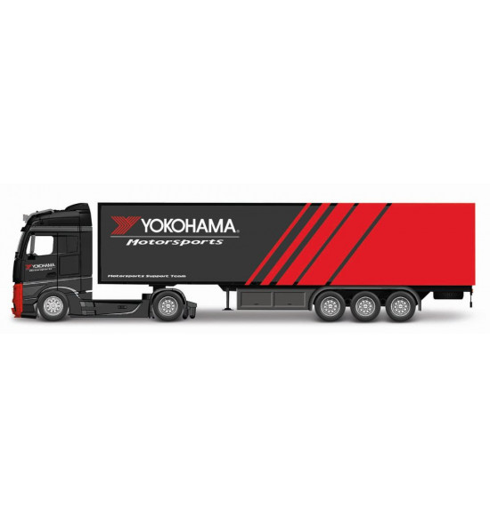 Bburago 1:43 MB Actros Gigaspace / Trailer - Yokohama